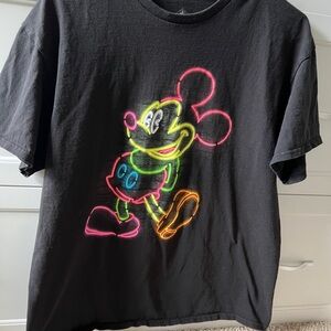 Disney Mickey Mouse Mens Adult T-shirt Size Large Neon Lights